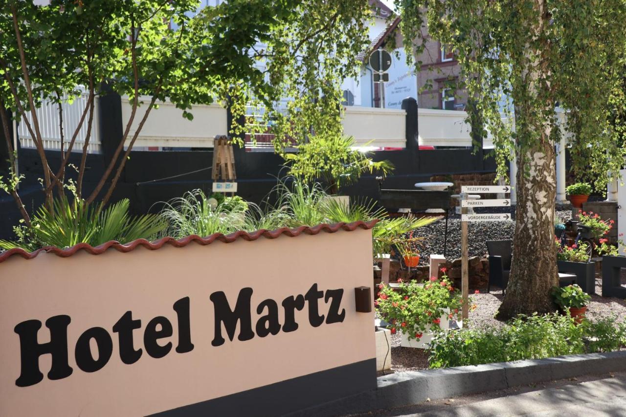 Hotel Martz Пирмазенс Екстериор снимка