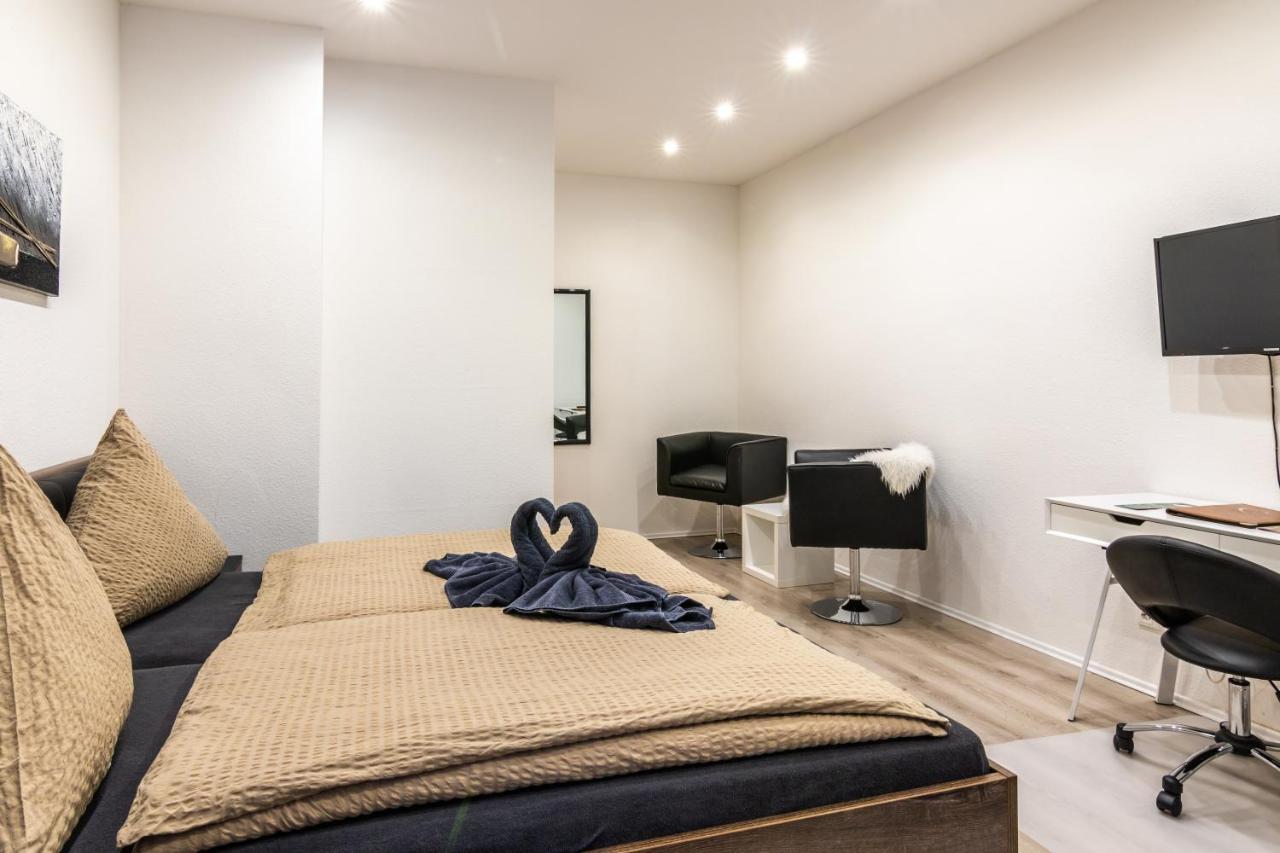 Hotel Martz Пирмазенс Екстериор снимка